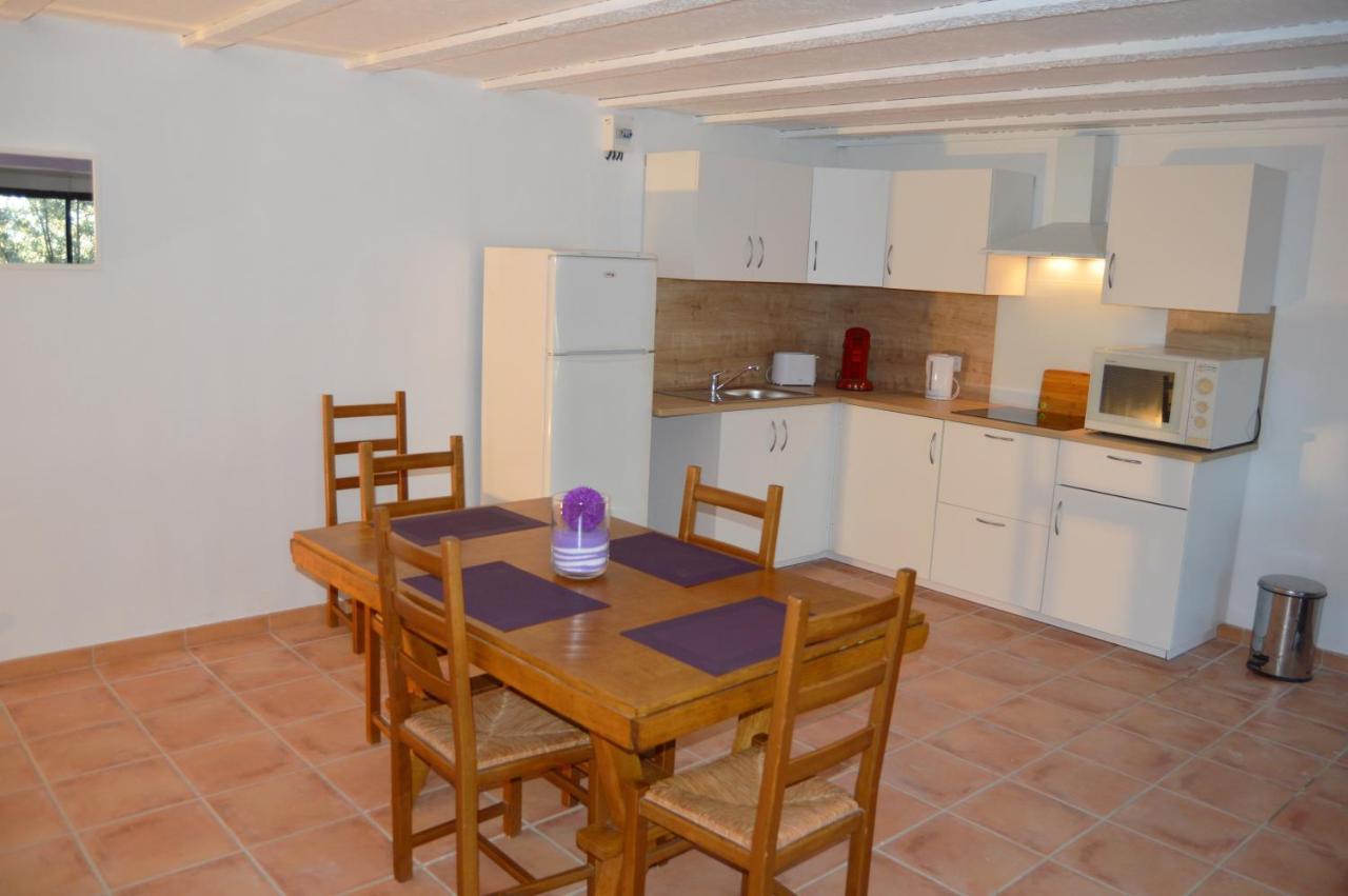 Villa Asunda B&B Spa & Sauna, Chambres D'Hotes Saint-Maximin エクステリア 写真