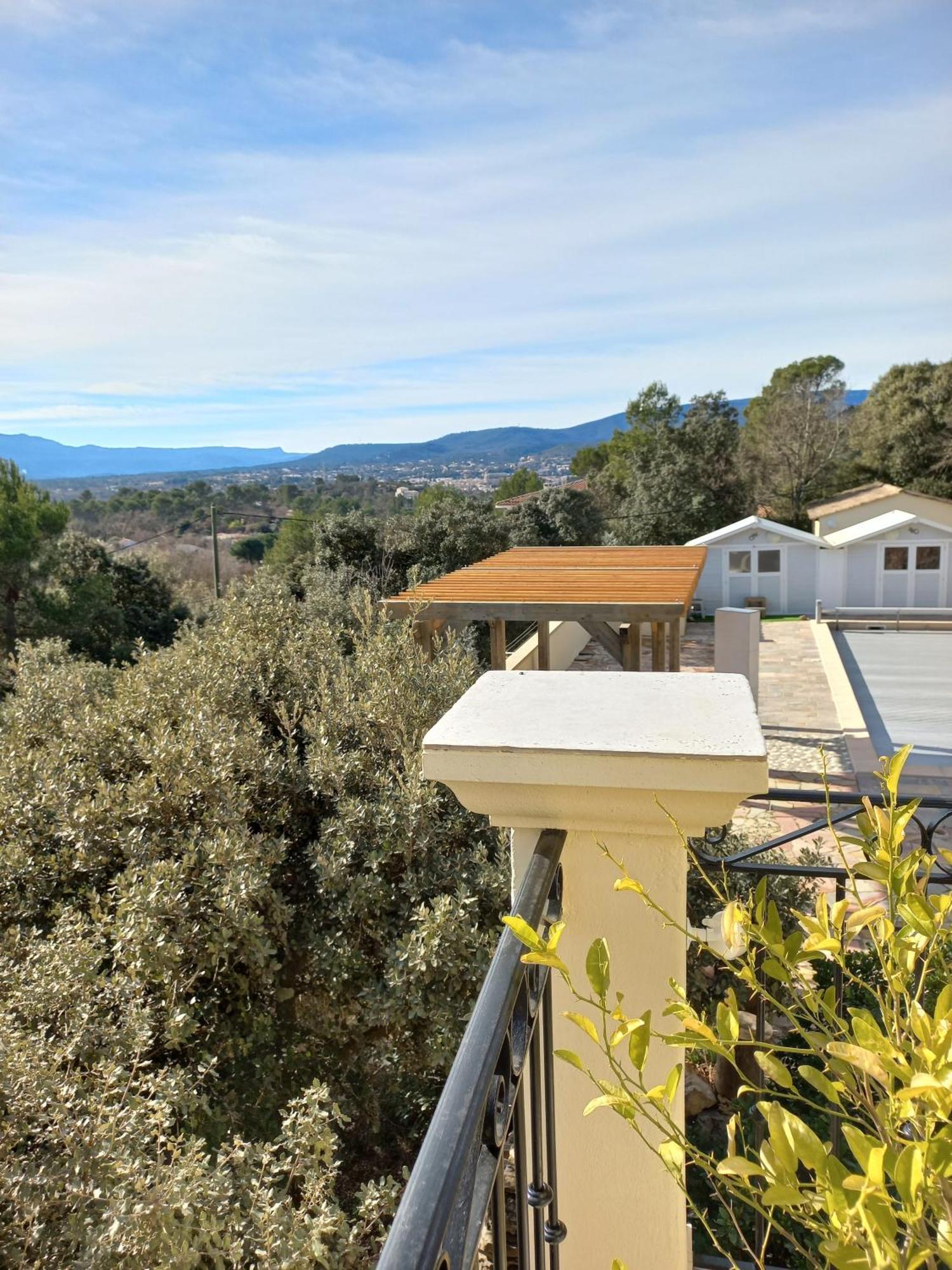Villa Asunda B&B Spa & Sauna, Chambres D'Hotes Saint-Maximin エクステリア 写真