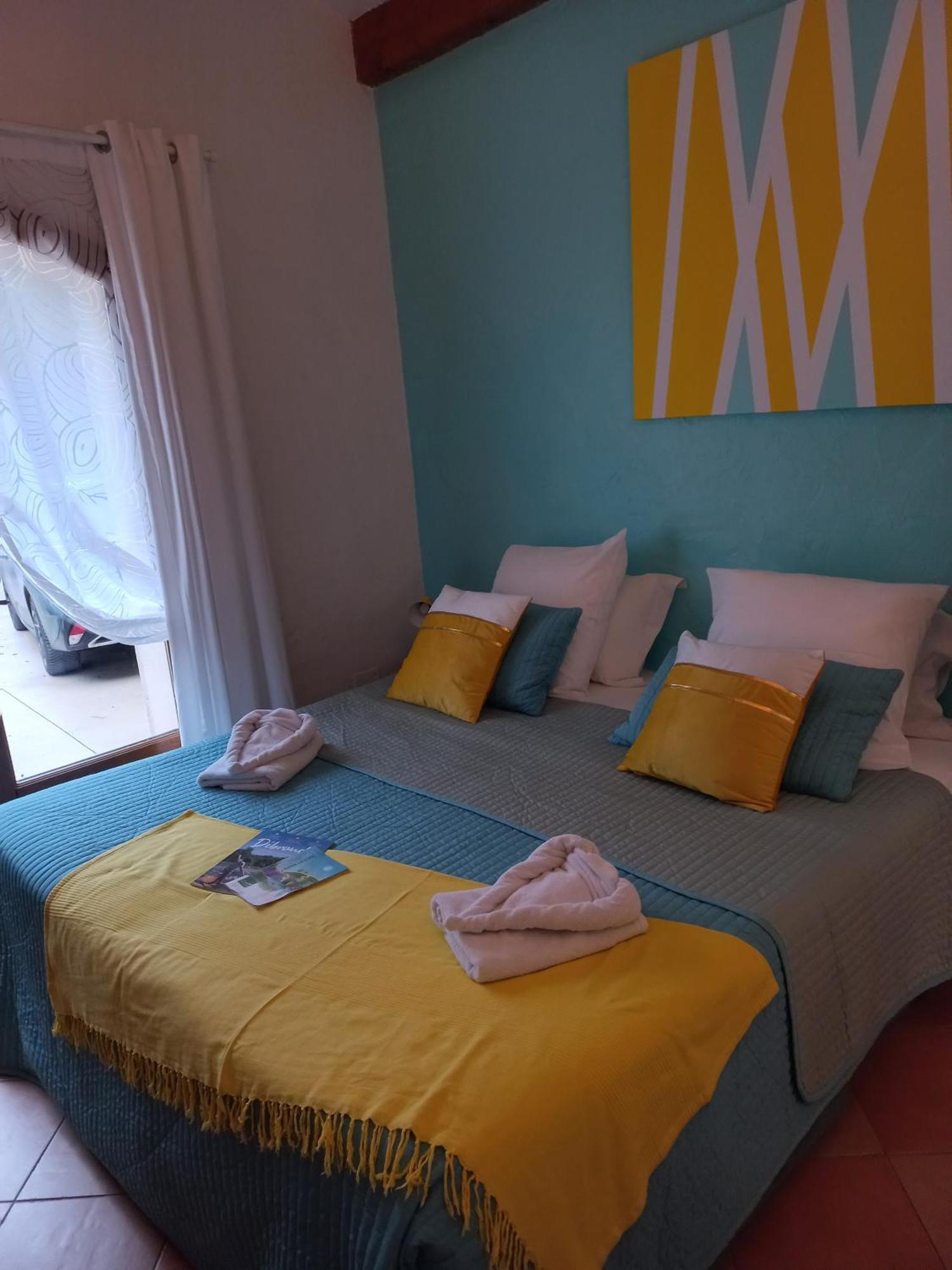 Villa Asunda B&B Spa & Sauna, Chambres D'Hotes Saint-Maximin エクステリア 写真